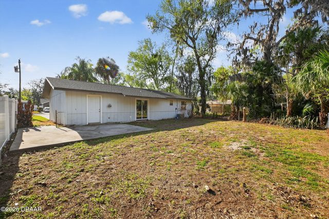 731 Greenway Place, Daytona Beach, FL 32114