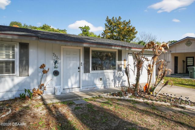 731 Greenway Place, Daytona Beach, FL 32114