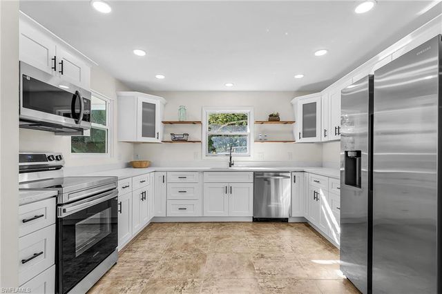 14112 Clubhouse DR, Bokeelia, FL 33922