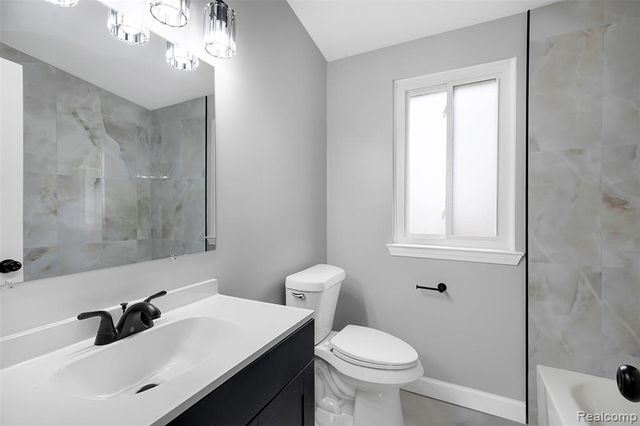 253 E 14 Mile Road, Birmingham, MI 48009