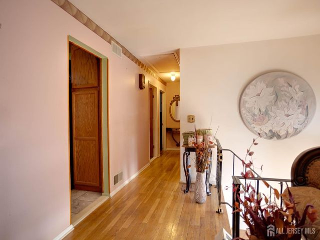 15 E Walnut Street, Colonia, NJ 07067