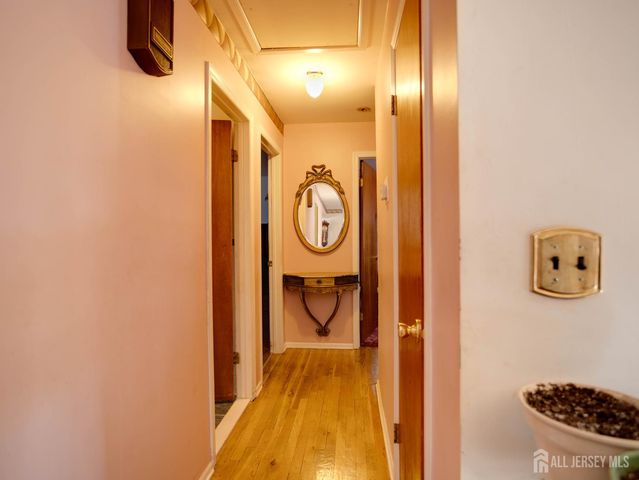 15 E Walnut Street, Colonia, NJ 07067