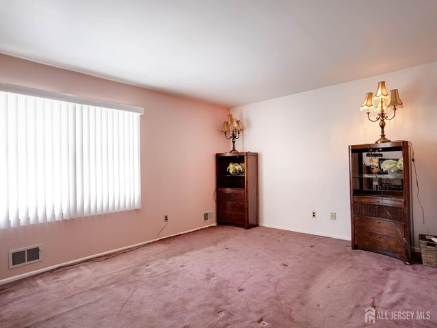 15 E Walnut Street, Colonia, NJ 07067