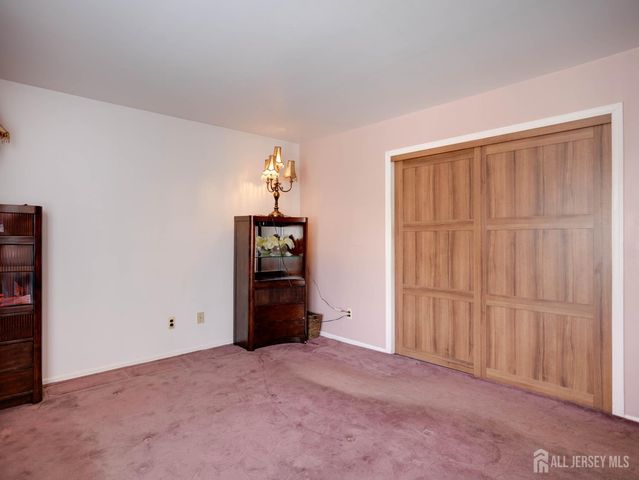 15 E Walnut Street, Colonia, NJ 07067