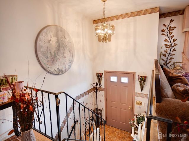 15 E Walnut Street, Colonia, NJ 07067