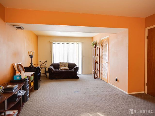 15 E Walnut Street, Colonia, NJ 07067