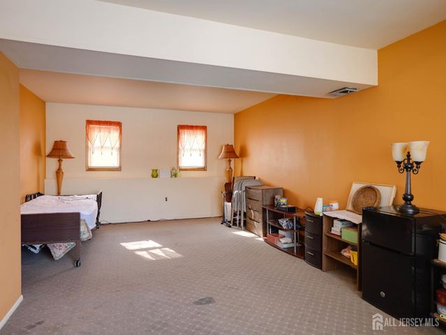 15 E Walnut Street, Colonia, NJ 07067