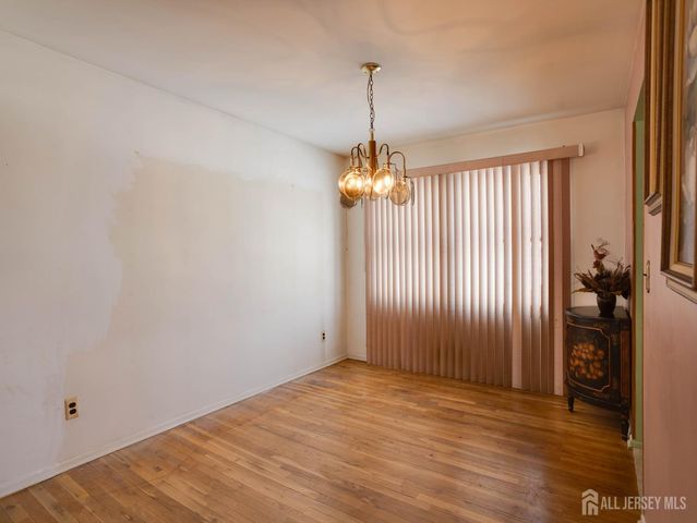 15 E Walnut Street, Colonia, NJ 07067