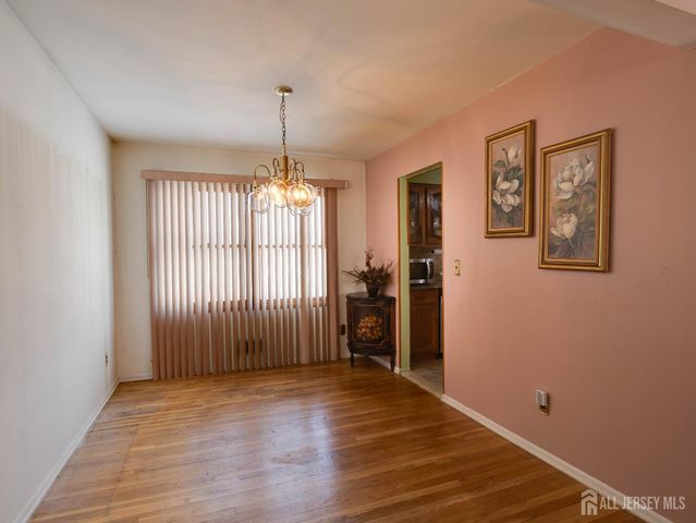 15 E Walnut Street, Colonia, NJ 07067
