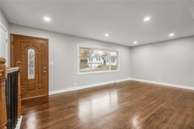 8808 E 84th Terrace, Raytown, MO 64138