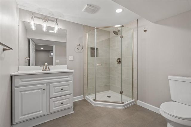 8808 E 84th Terrace, Raytown, MO 64138