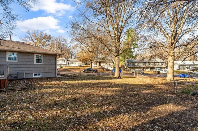 8808 E 84th Terrace, Raytown, MO 64138