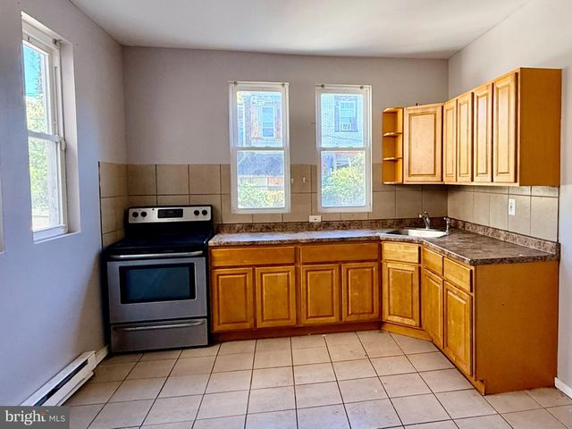 3845 N 7TH ST, Philadelphia, PA 19140