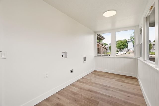 1326 N Wall St, Spokane, WA 99201