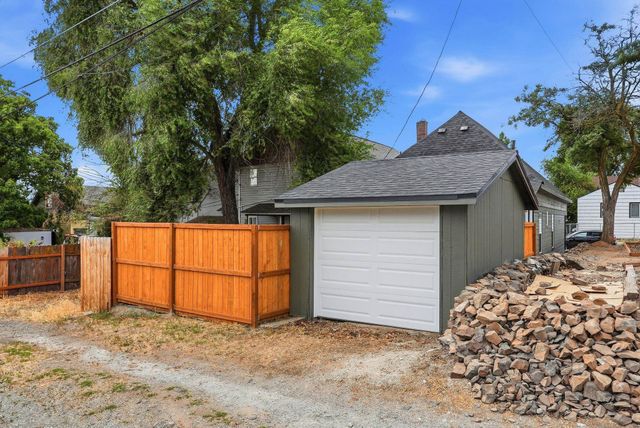 1326 N Wall St, Spokane, WA 99201