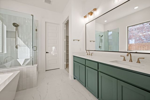 906 Highlands Avenue, Aledo, TX 76008