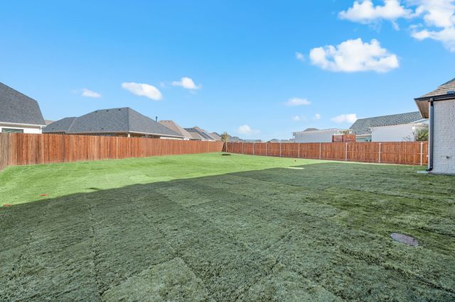 906 Highlands Avenue, Aledo, TX 76008