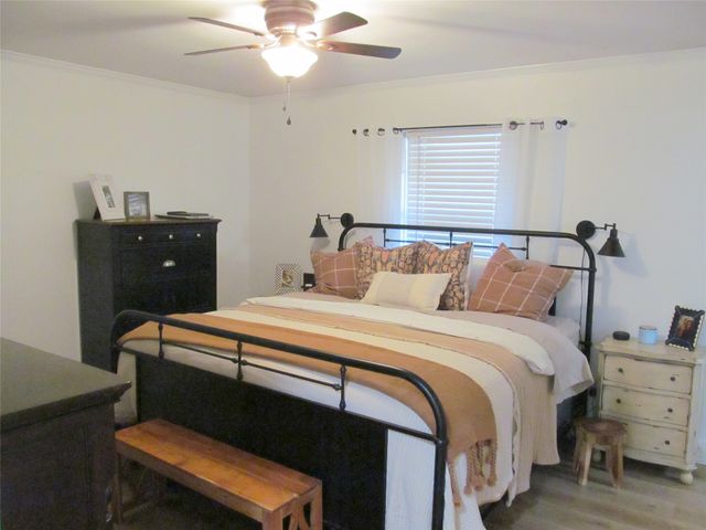 401 Wilkerson Street, Winnsboro, TX 75494