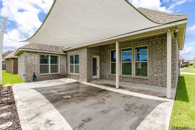 6409 Union Dr, Addis, LA 70710