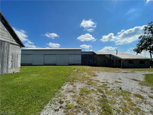 8279 Baumhart Road, Vermilion, OH 44089