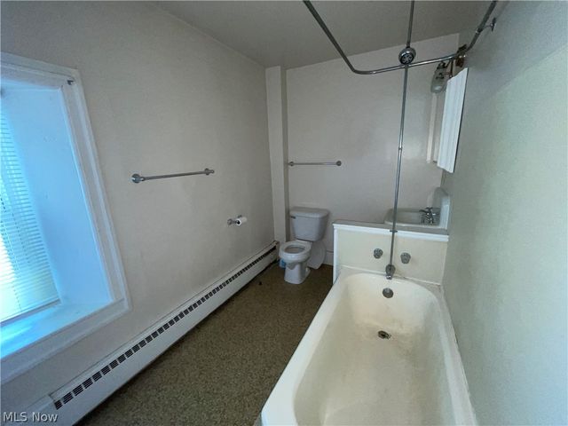 8279 Baumhart Road, Vermilion, OH 44089