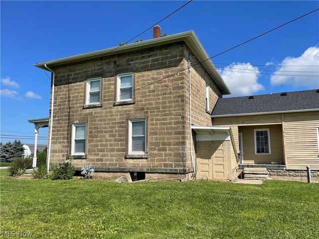 8279 Baumhart Road, Vermilion, OH 44089