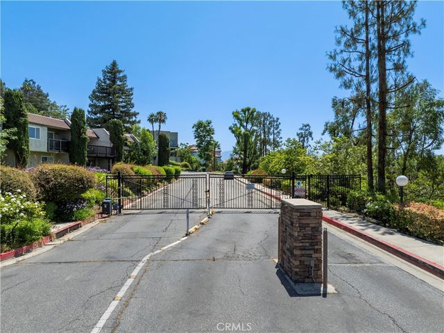 15614 Crestview Lane 63, Granada Hills, CA 91344