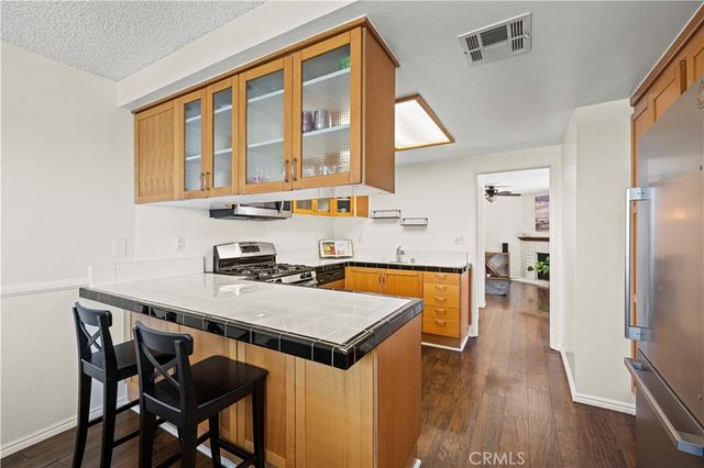 15614 Crestview Lane 63, Granada Hills, CA 91344