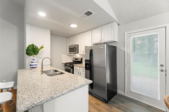 1123 Rock Canyon Drive, Katy, TX 77450