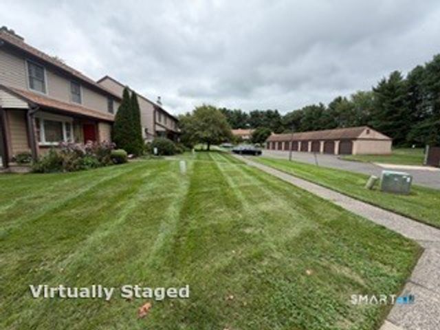 6 McIntosh Circle 6, Rocky Hill, CT 06067