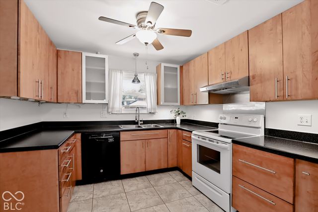 2015 W 46th Street, Indianapolis, IN 46228