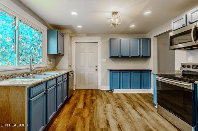 1619 Beaumont Ave, Knoxville, TN 37921