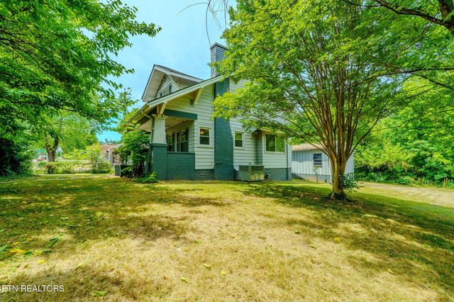 1619 Beaumont Ave, Knoxville, TN 37921