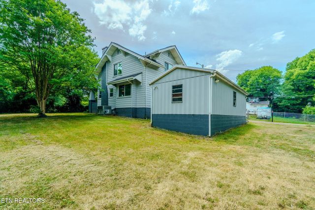 1619 Beaumont Ave, Knoxville, TN 37921