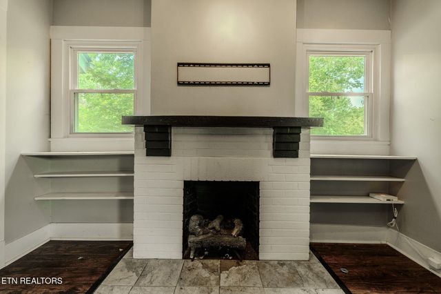 1619 Beaumont Ave, Knoxville, TN 37921