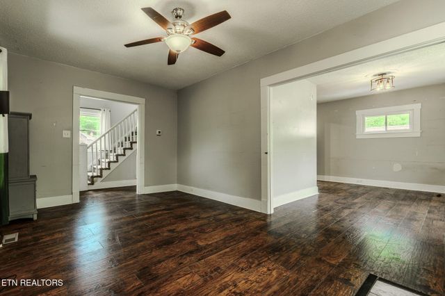 1619 Beaumont Ave, Knoxville, TN 37921