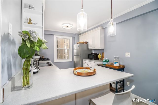 30 Glenbrook Road APT 10F, Stamford, CT 06902