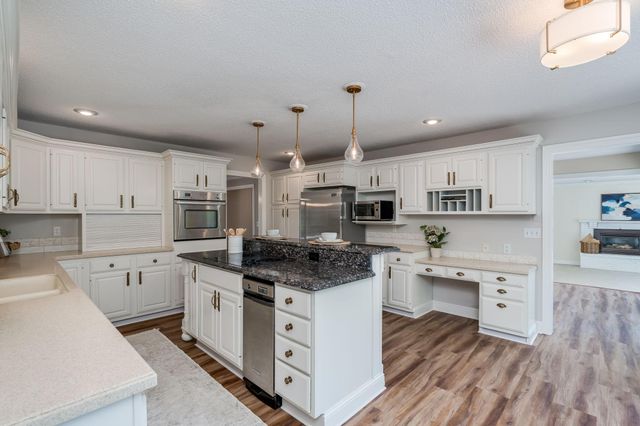75 Telemark Drive, Mankato, MN 56001