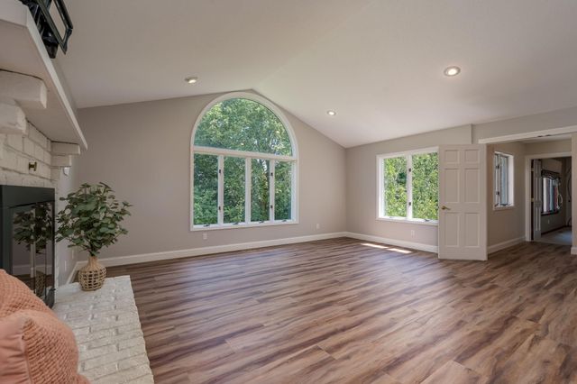 75 Telemark Drive, Mankato, MN 56001