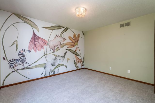 75 Telemark Drive, Mankato, MN 56001