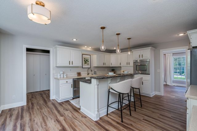 75 Telemark Drive, Mankato, MN 56001