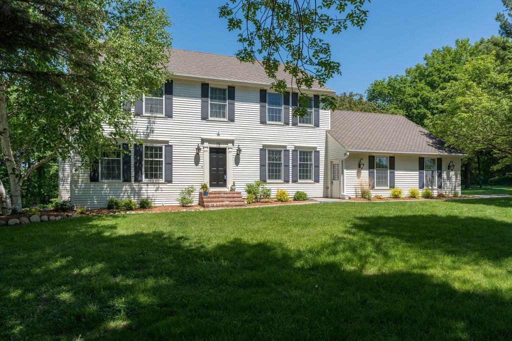 75 Telemark Drive, Mankato, MN 56001