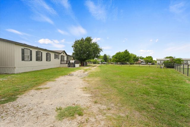 10000 Chance Lane, Kaufman, TX 75142