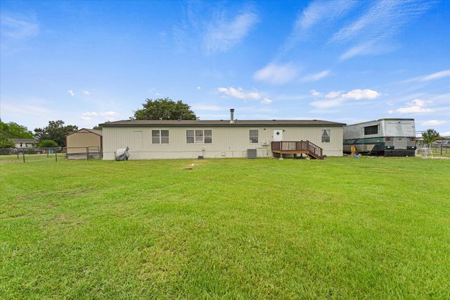 10000 Chance Lane, Kaufman, TX 75142