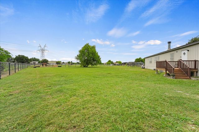 10000 Chance Lane, Kaufman, TX 75142