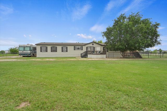 10000 Chance Lane, Kaufman, TX 75142