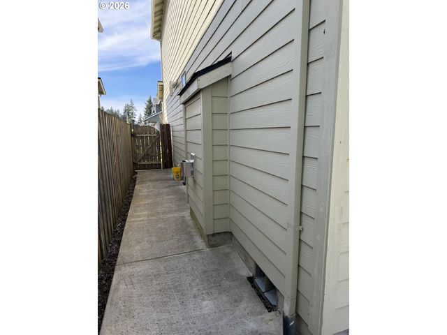 5214 Se 130TH Pl, Portland, OR 97236