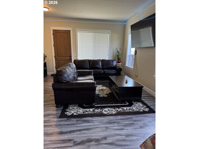 5214 Se 130TH Pl, Portland, OR 97236