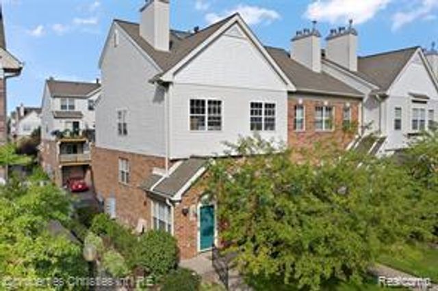 1830 Campau Farms Circle 123, Detroit, MI 48207