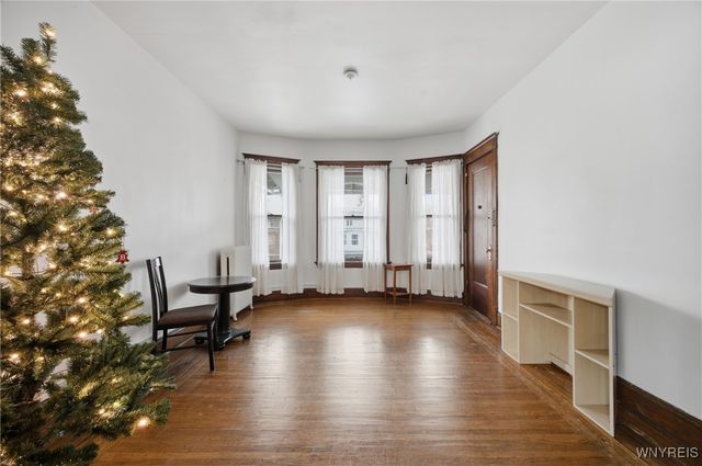 37 Inwood Place, Buffalo, NY 14209